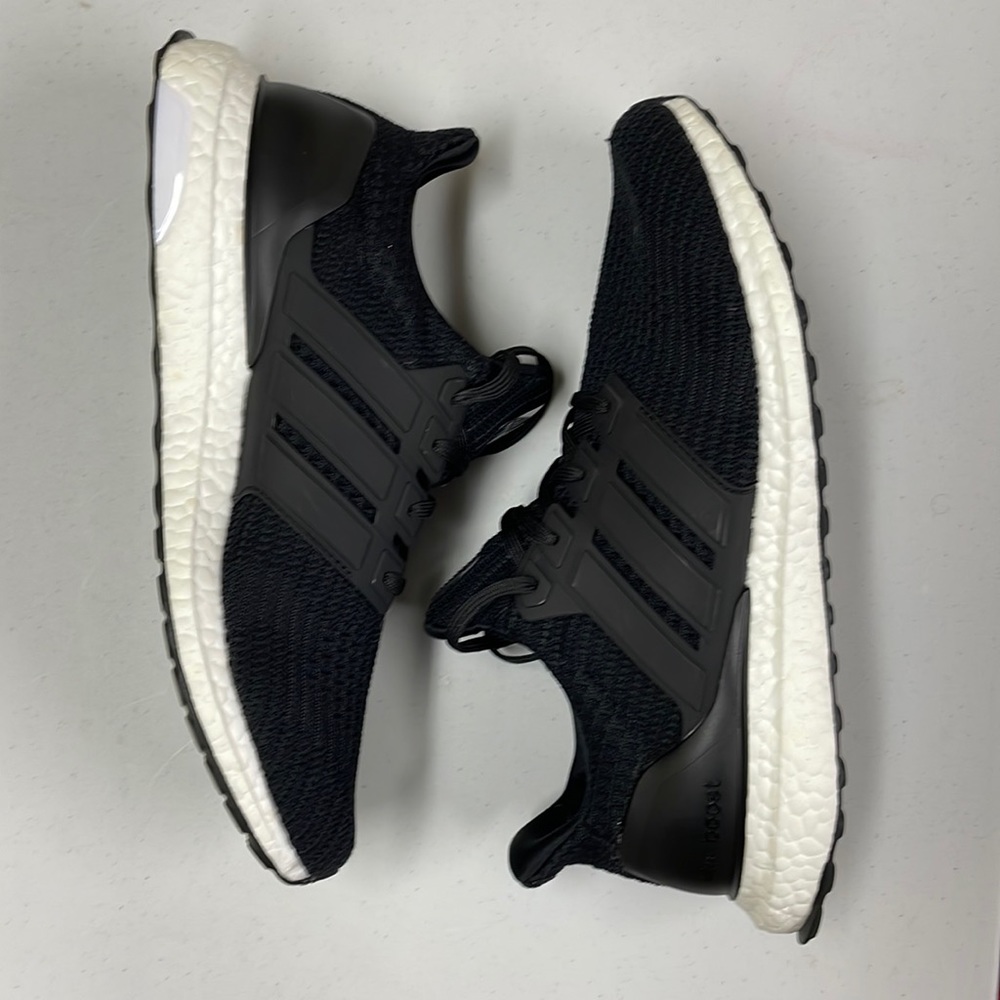 Adidas Ultraboost 4.0 DNA - Mens sz 10